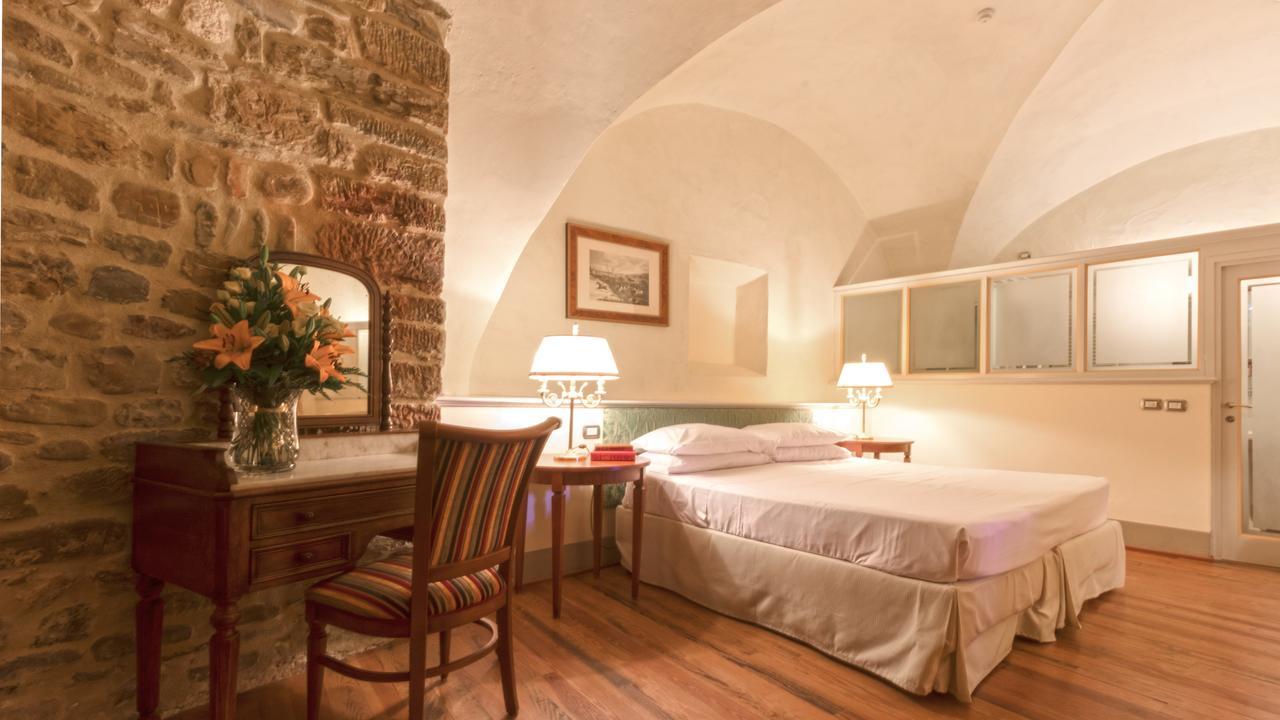 Badia Di Campoleone Villa Arezzo Oda fotoğraf