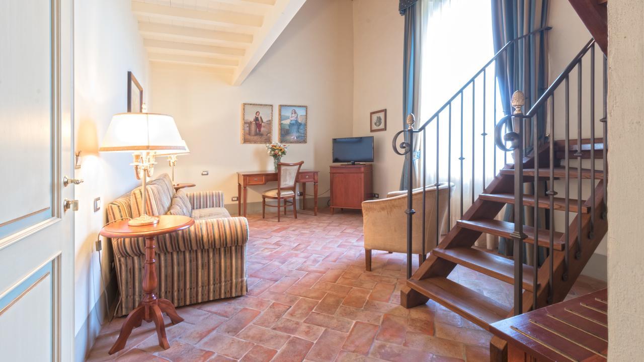Badia Di Campoleone Villa Arezzo Oda fotoğraf